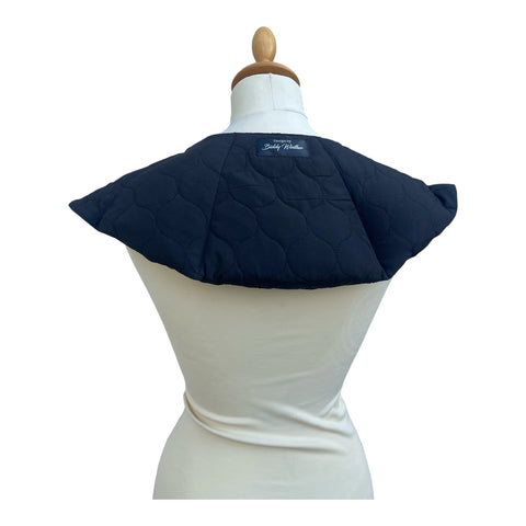 Varmepude til skuldre - Sort quilt.